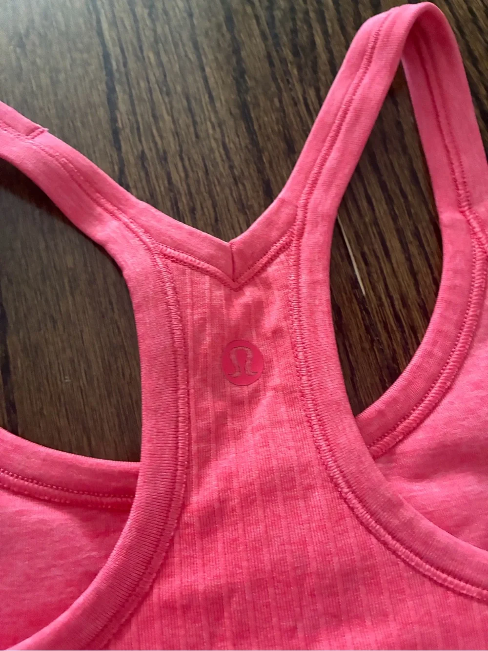 LULULEMON EBB TO STREET TANK